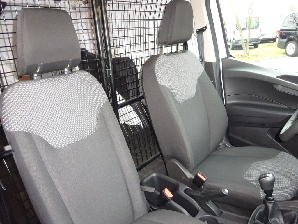 Ford Transit Courier 2023