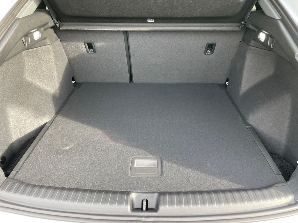 Audi Q4 e-tron 2025