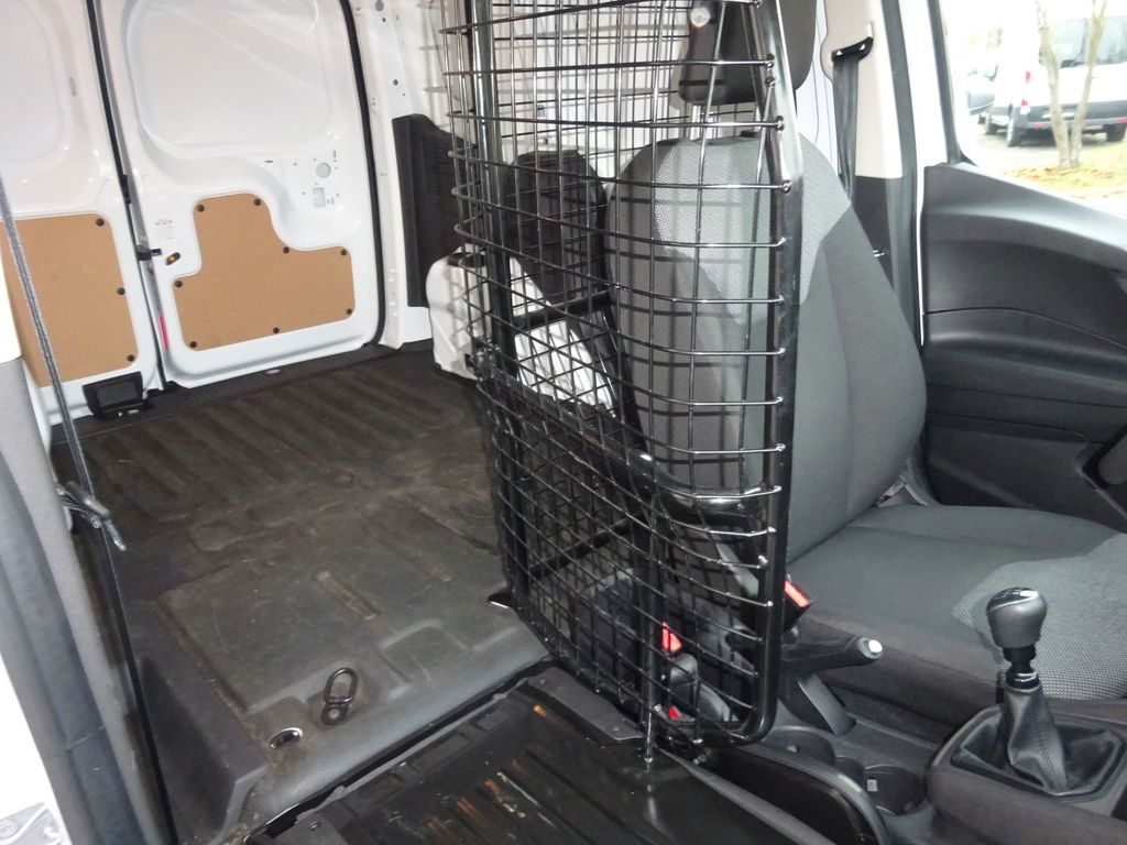 Ford Transit Courier 2023