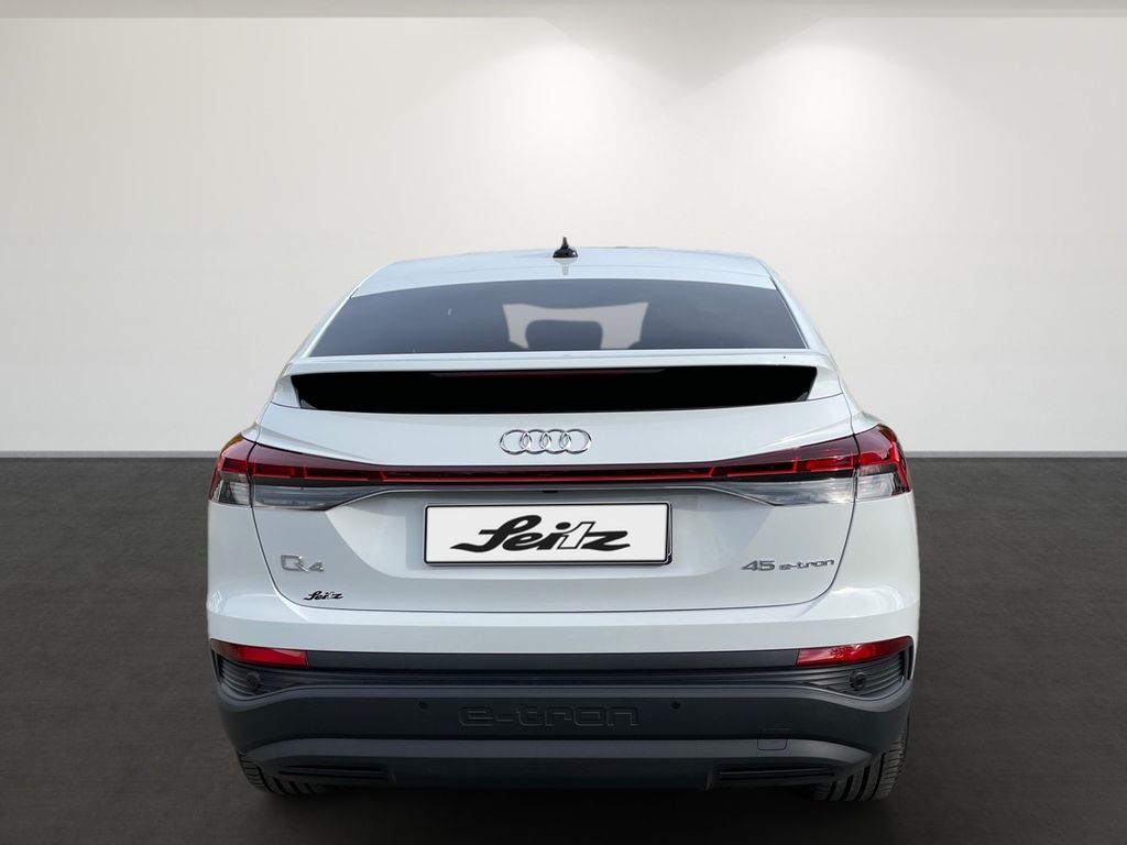 Audi Q4 e-tron 2025