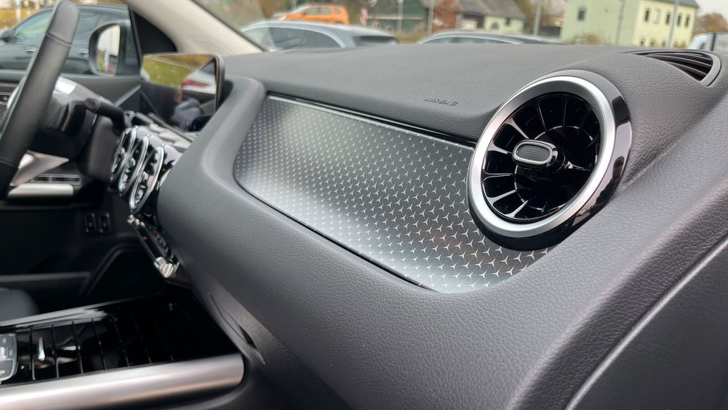 Mercedes-Benz B 250 2024