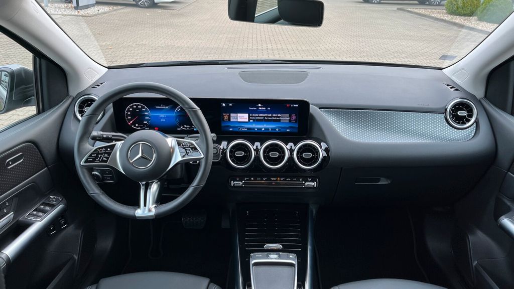 Mercedes-Benz B 250 2024