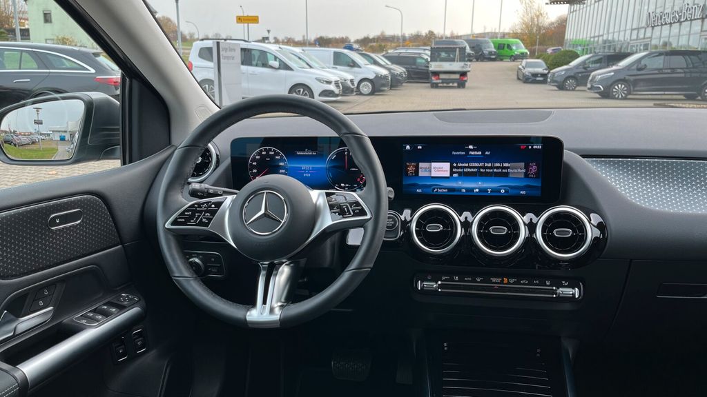 Mercedes-Benz B 250 2024