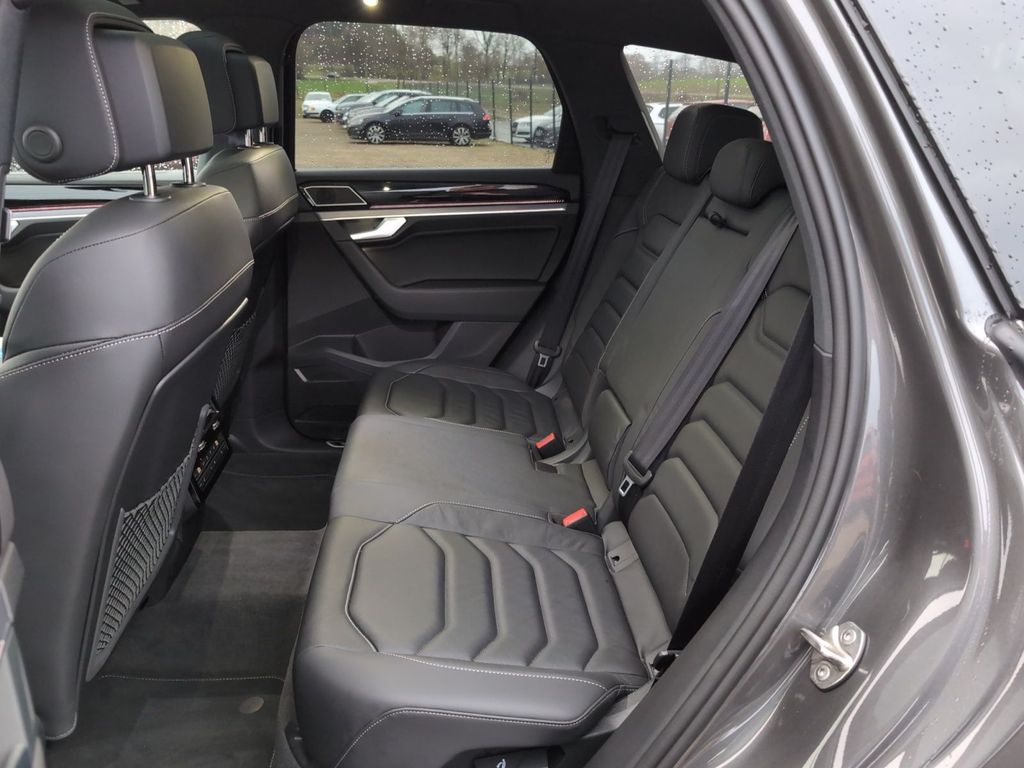 Volkswagen Touareg 2025