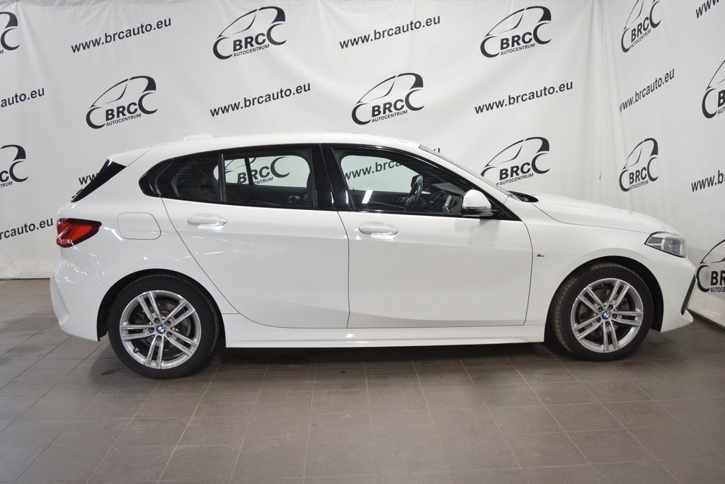 BMW 116 2021