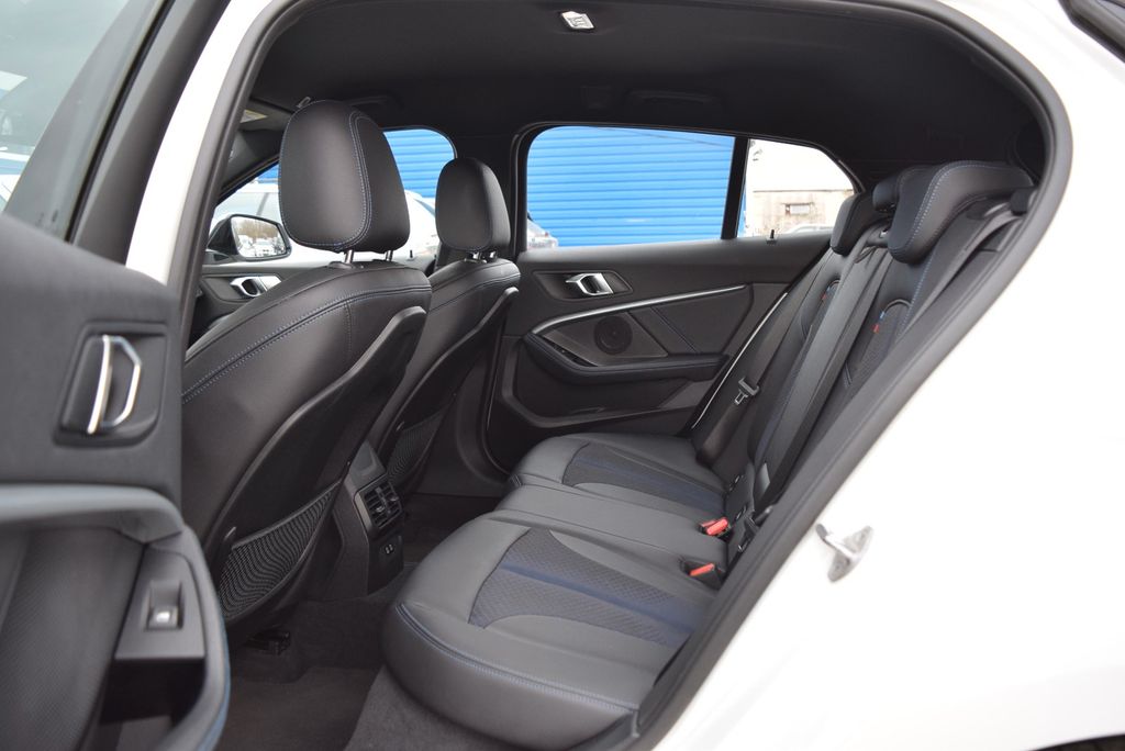 BMW 116 2021