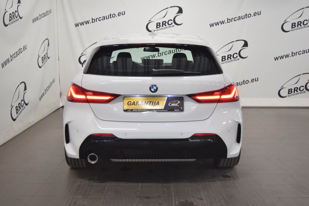 BMW 116 2021