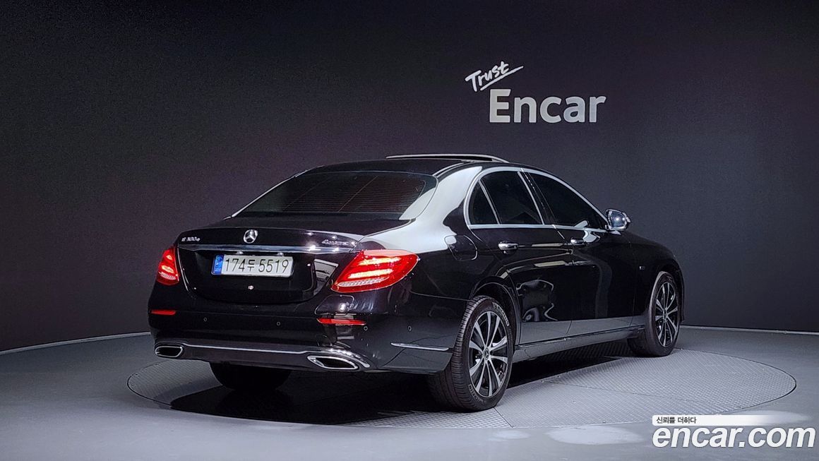 Mercedes-Benz E-Class 2020