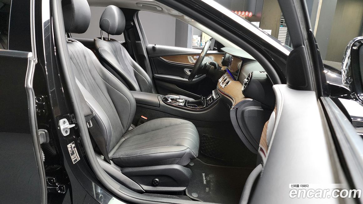 Mercedes-Benz E-Class 2020