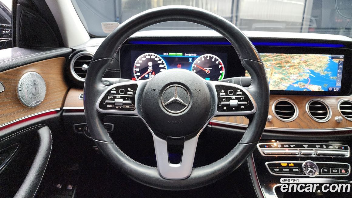 Mercedes-Benz E-Class 2020