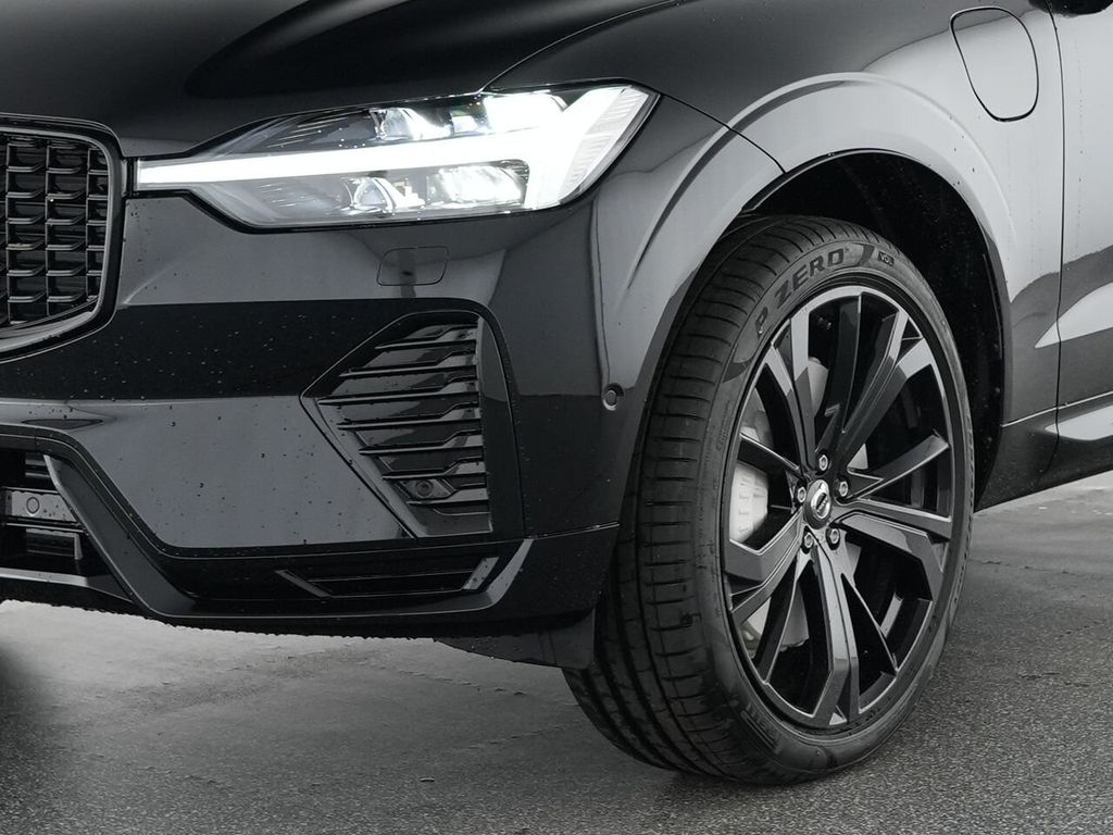 Volvo XC60 2025