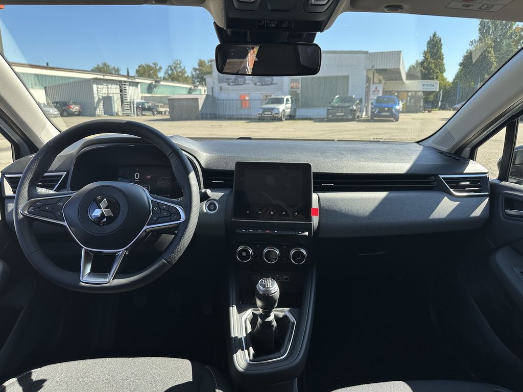 Mitsubishi Colt 2025