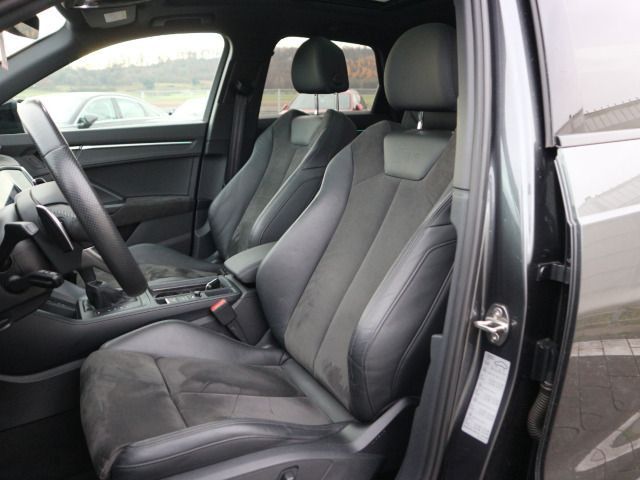 Audi RSQ3 2021