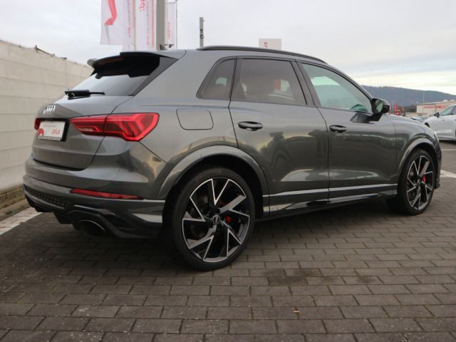 Audi RSQ3 2021