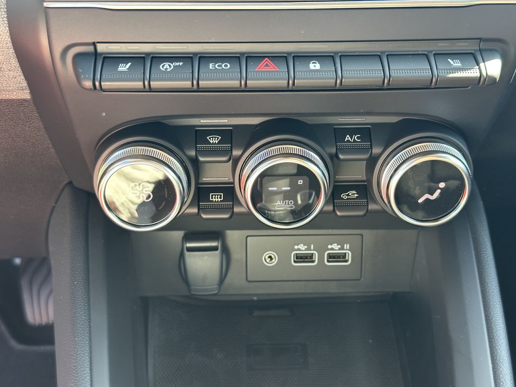 Mitsubishi Colt 2025