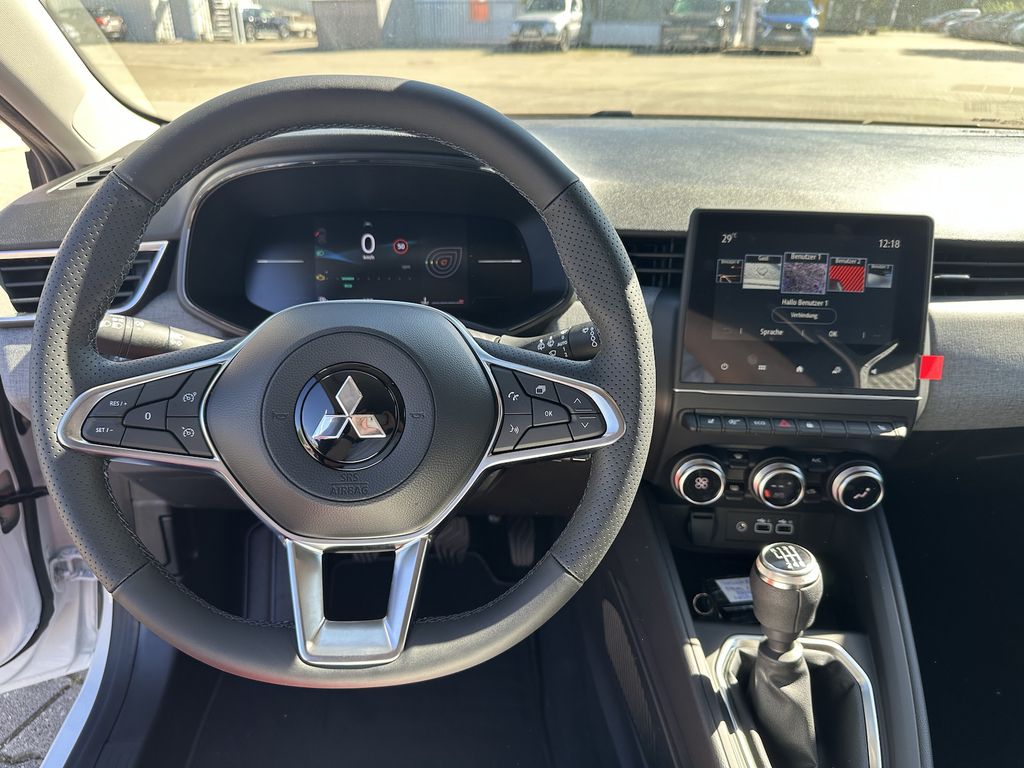 Mitsubishi Colt 2025