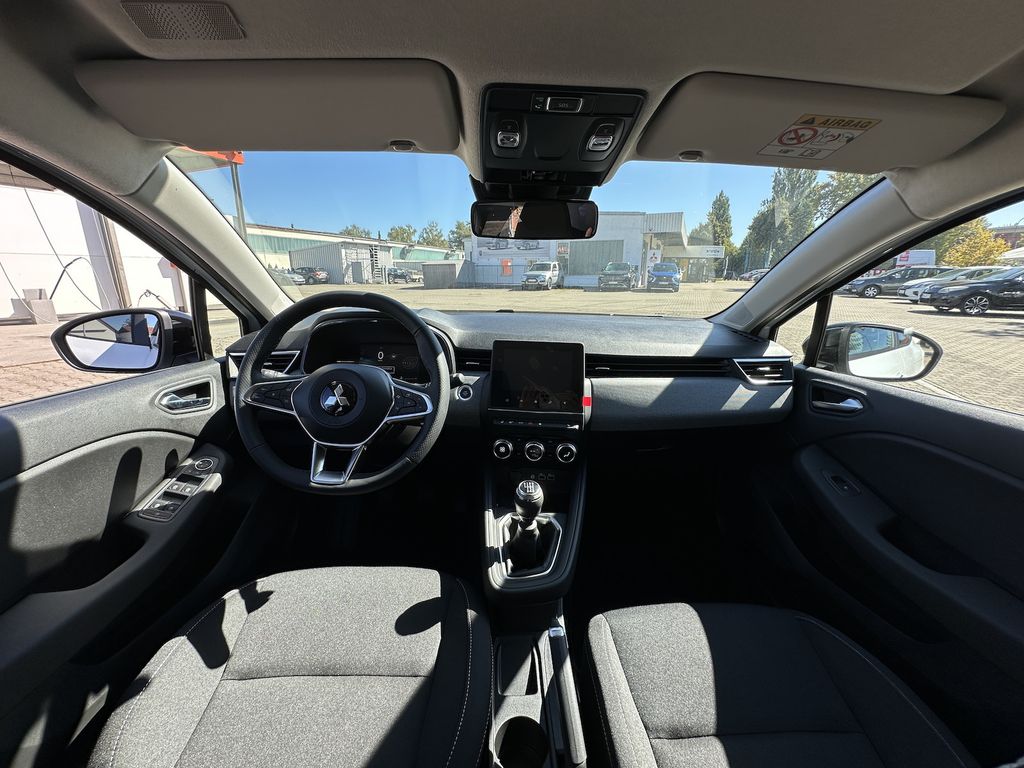 Mitsubishi Colt 2025