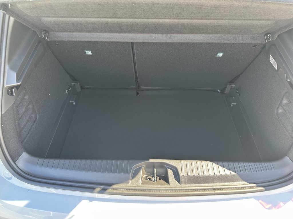 Mitsubishi Colt 2025