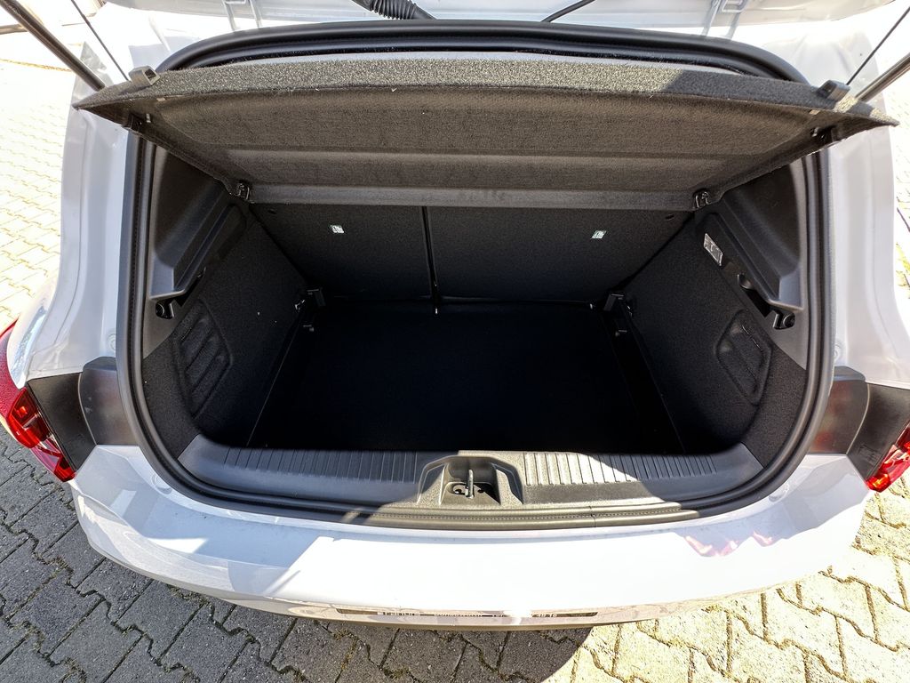 Mitsubishi Colt 2025