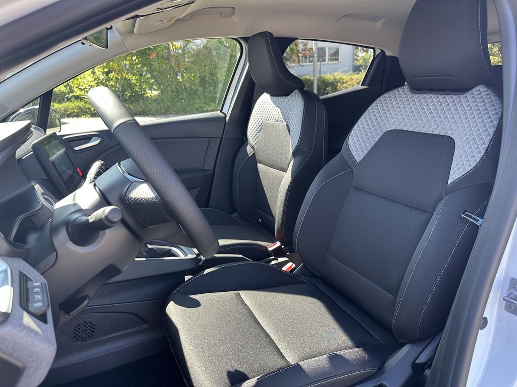 Mitsubishi Colt 2025