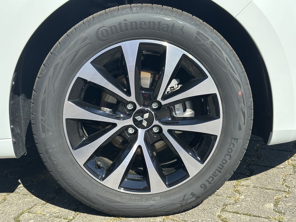 Mitsubishi Colt 2025