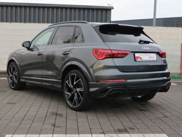 Audi RSQ3 2021