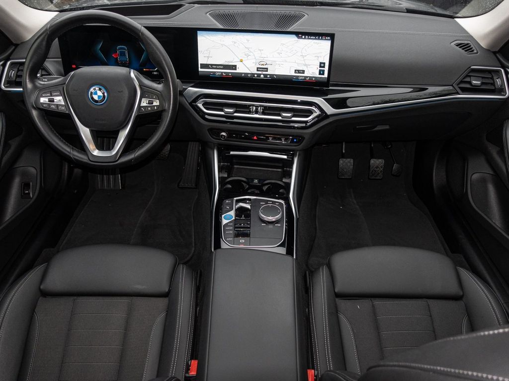 BMW i4 2023