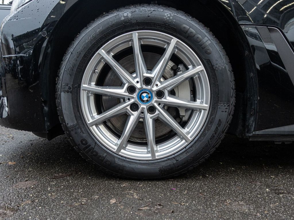 BMW i4 2023