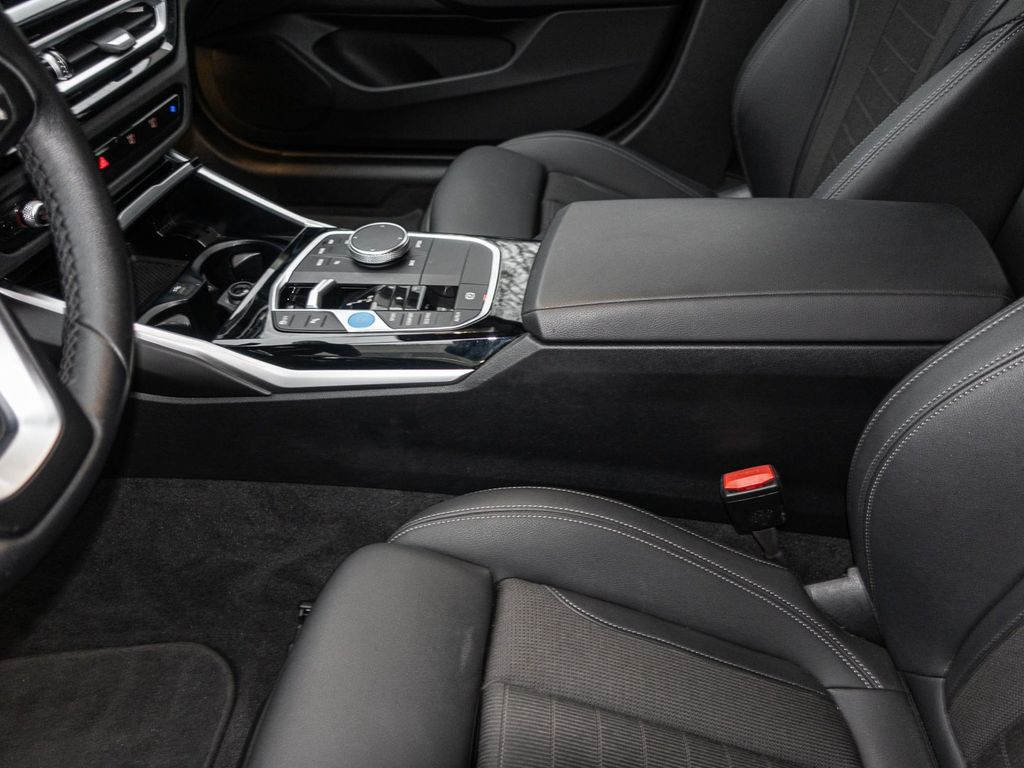 BMW i4 2023