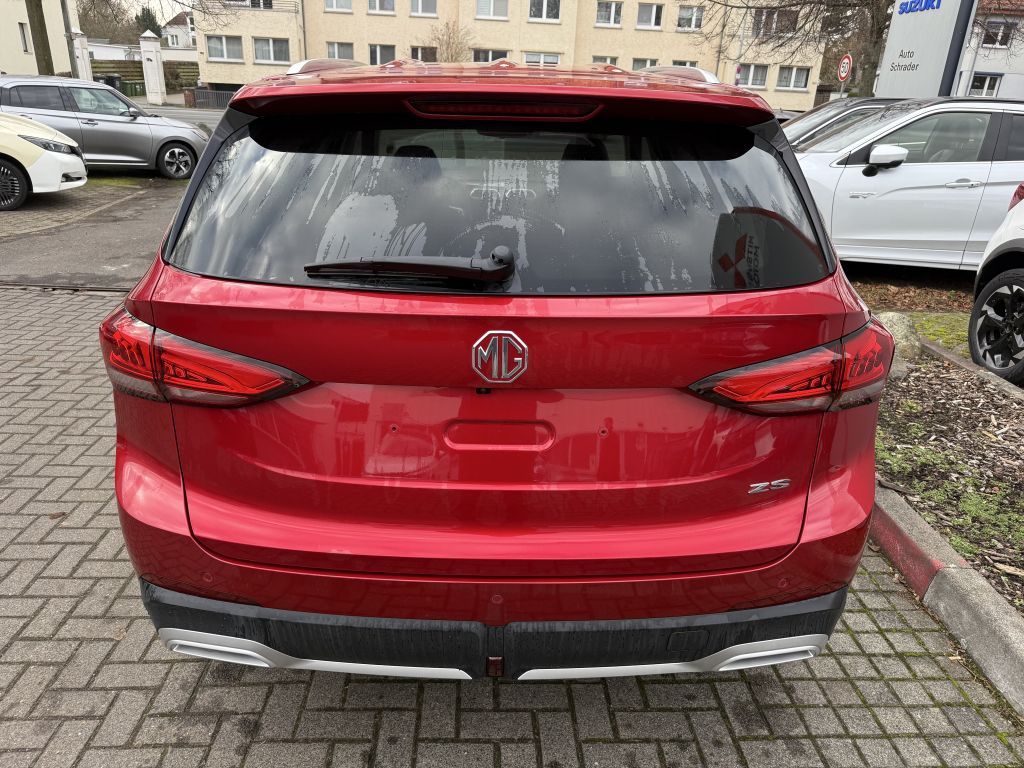 MG ZS