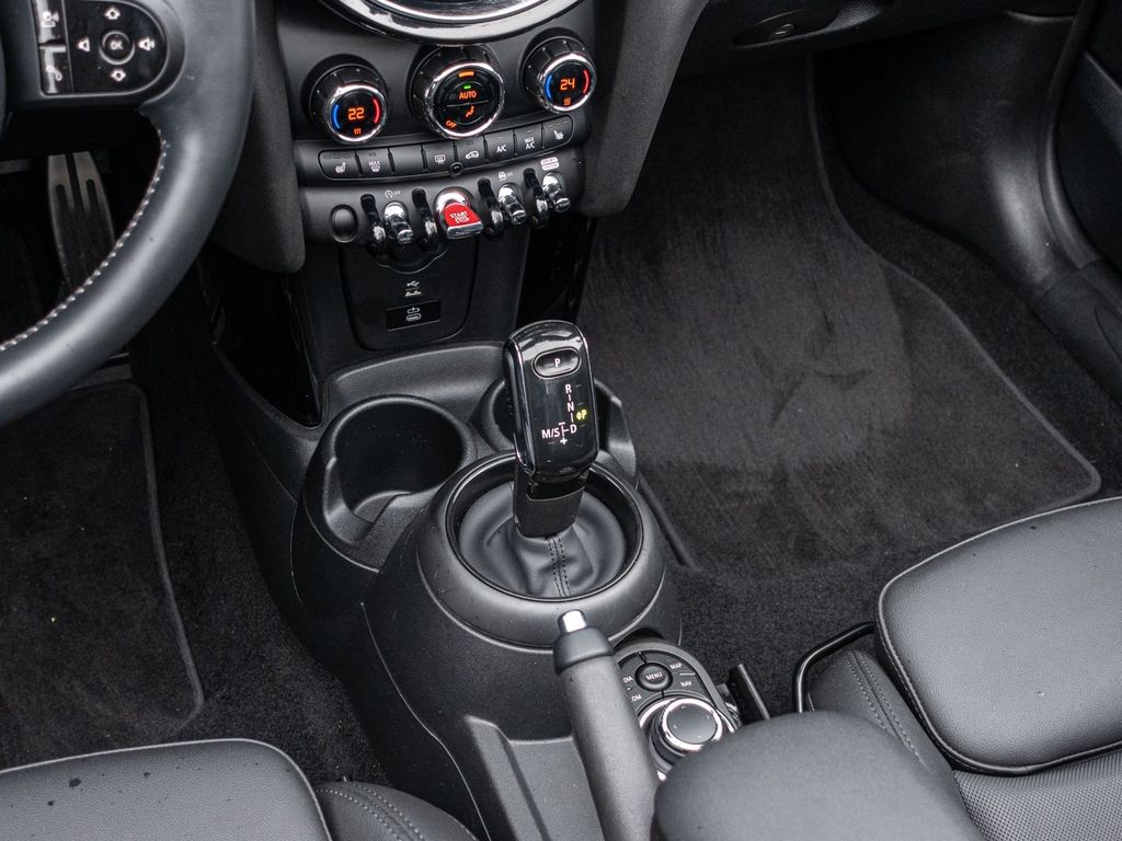 MINI Cooper Cabrio 2023