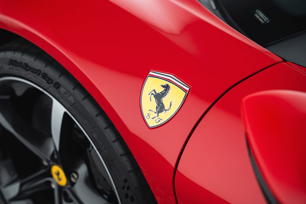 Ferrari SF90 2025