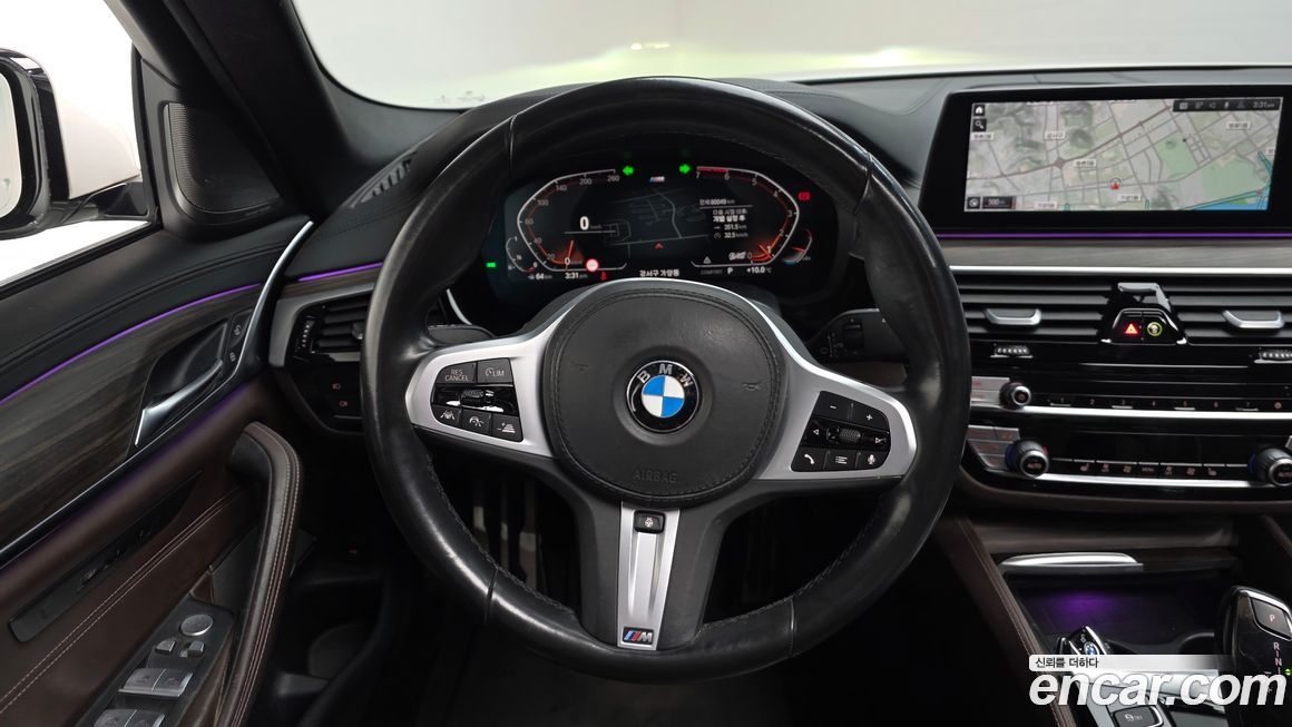 BMW 5-Series 2020