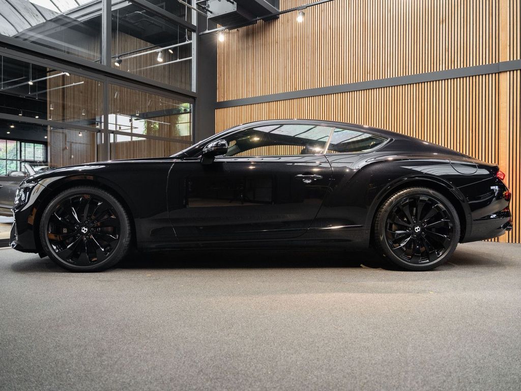 Bentley Continental GT 2025