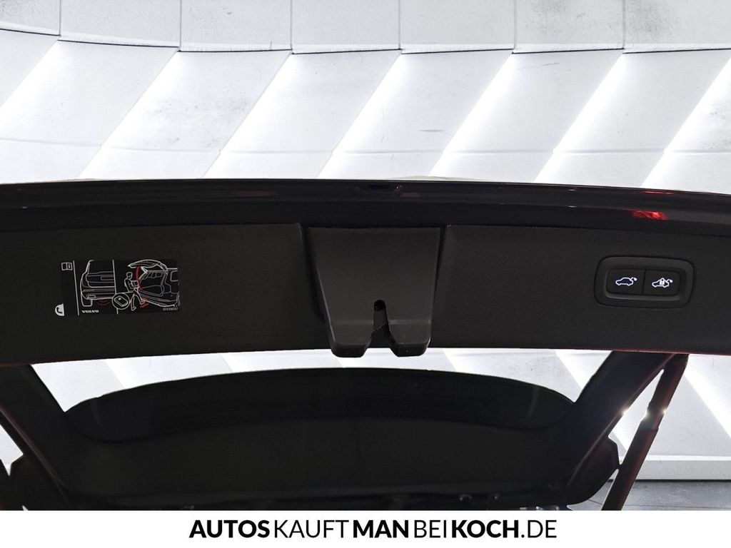 Volvo XC90 2023