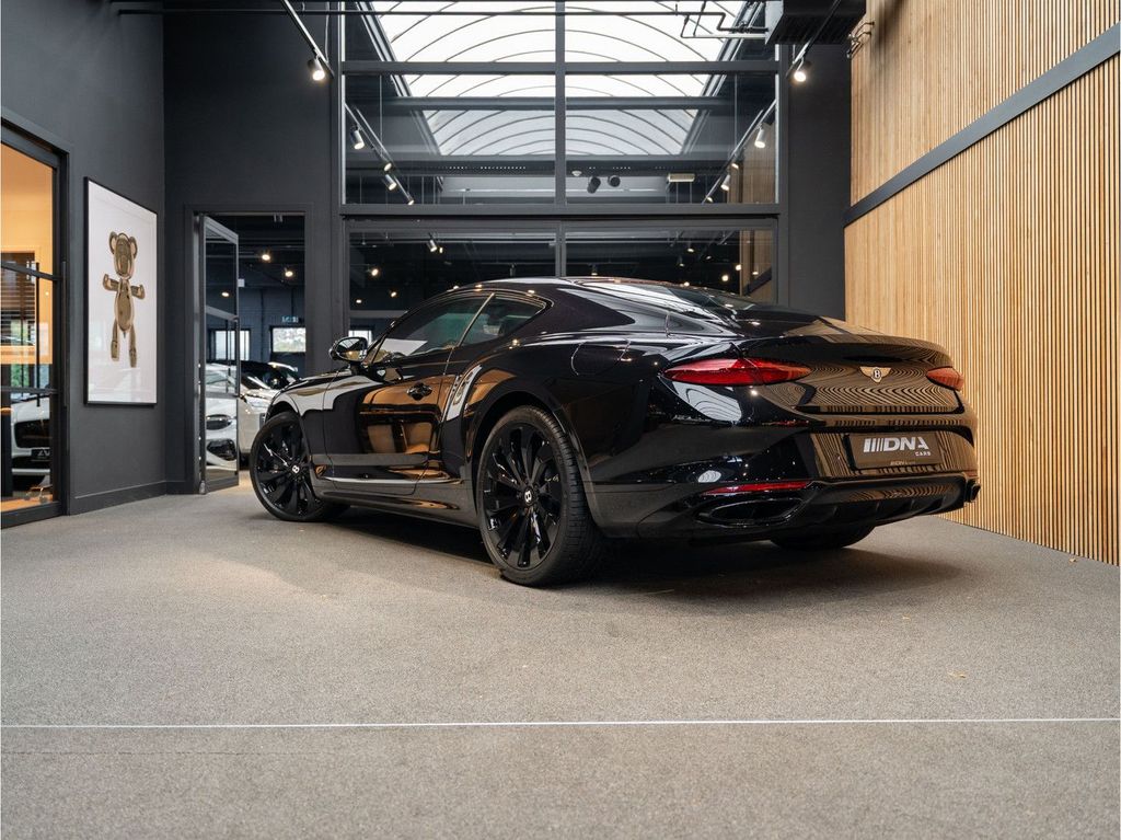 Bentley Continental GT 2025