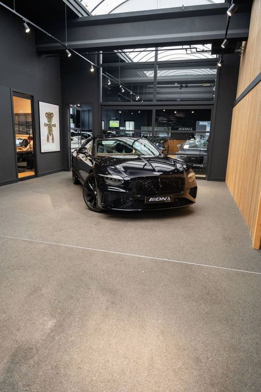 Bentley Continental GT 2025