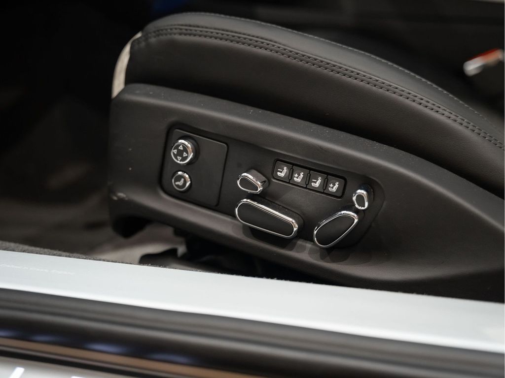 Bentley Continental GT 2025