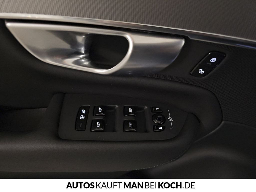 Volvo XC90 2023