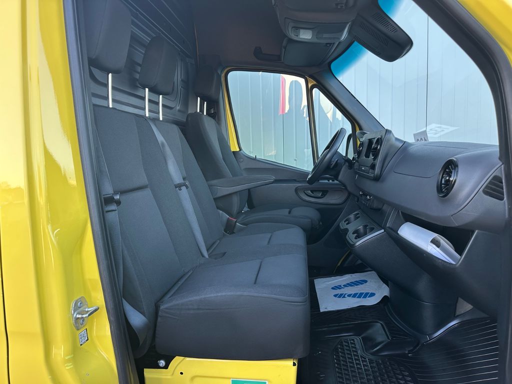 Mercedes-Benz Sprinter 2021