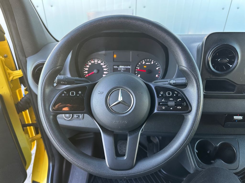 Mercedes-Benz Sprinter 2021