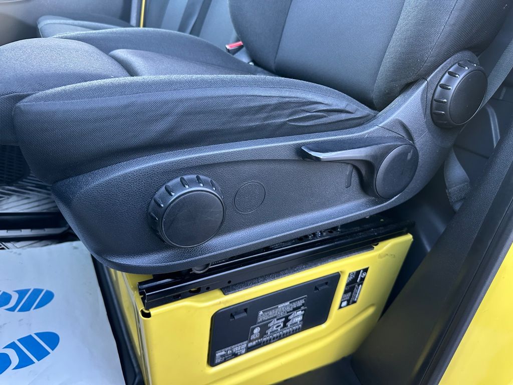 Mercedes-Benz Sprinter 2021