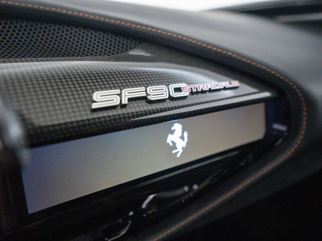 Ferrari SF90 2022