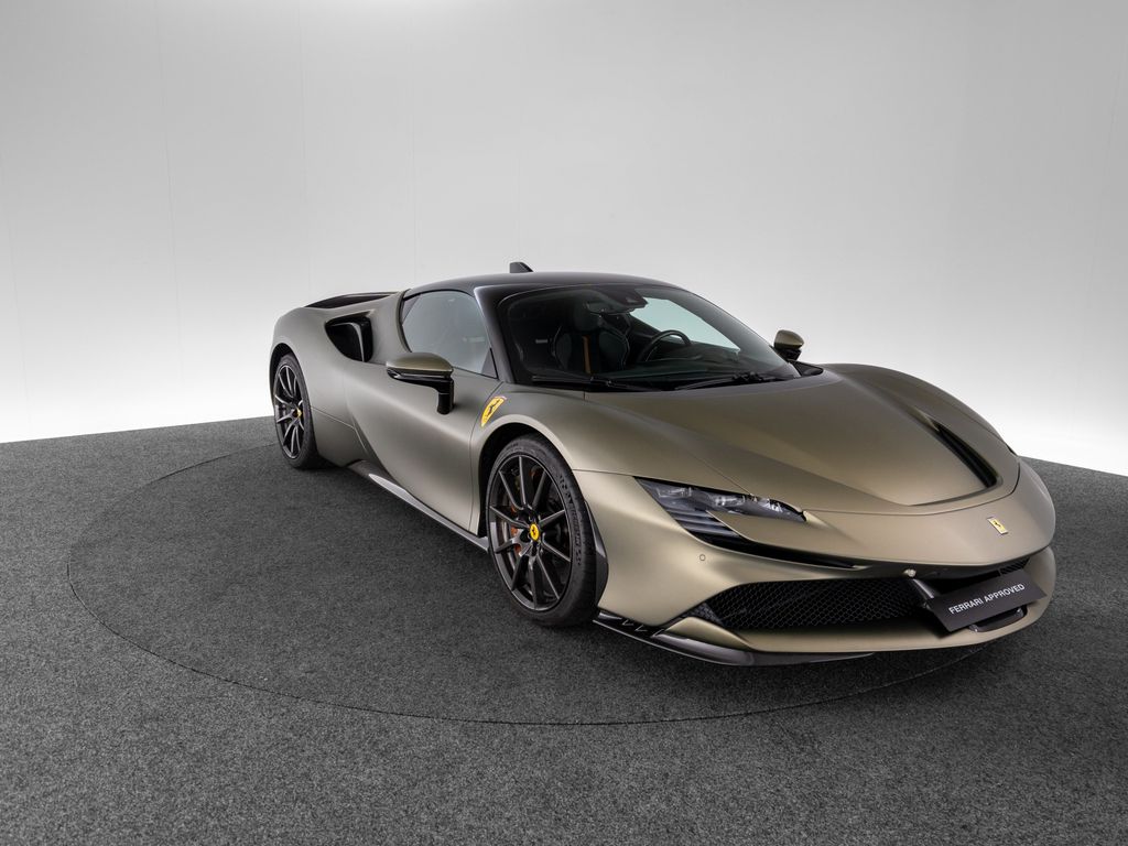 Ferrari SF90 2022