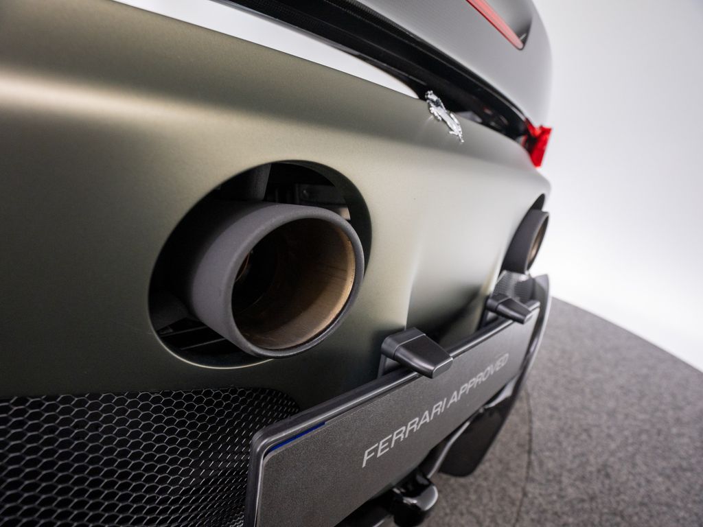 Ferrari SF90 2022