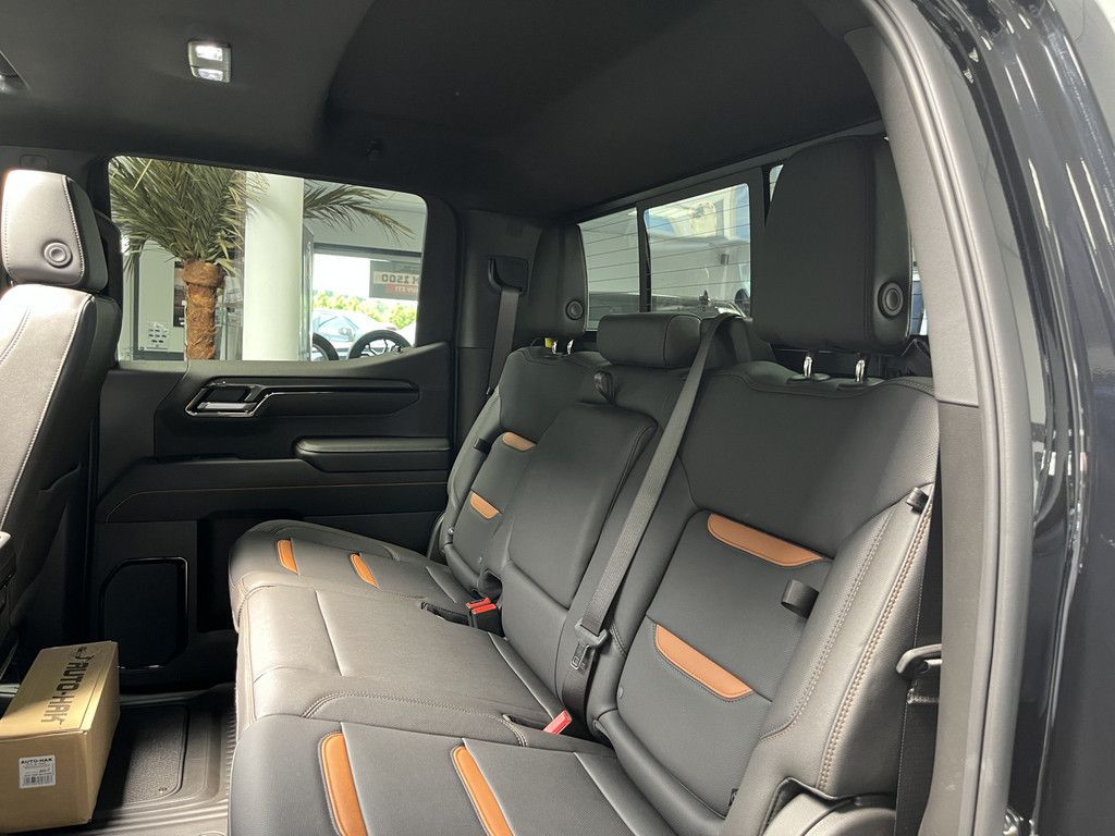 GMC Sierra