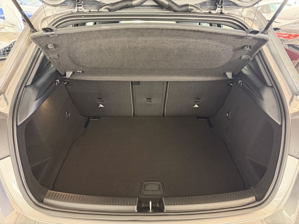 Mercedes-Benz A 180 2024