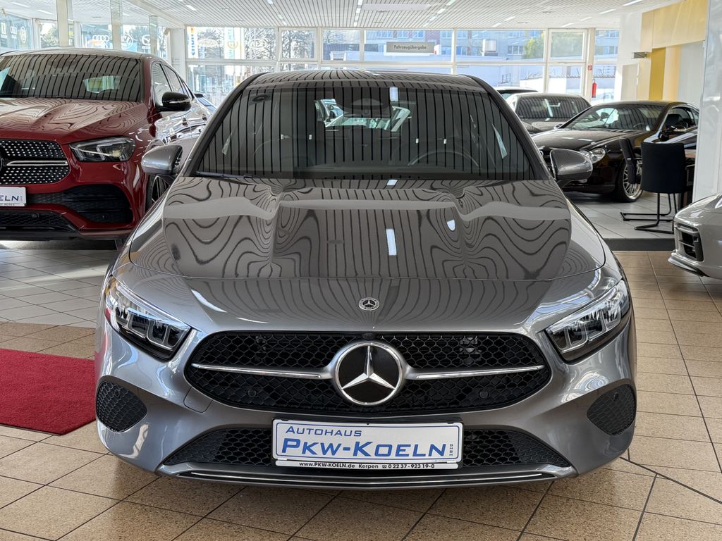 Mercedes-Benz A 180 2024