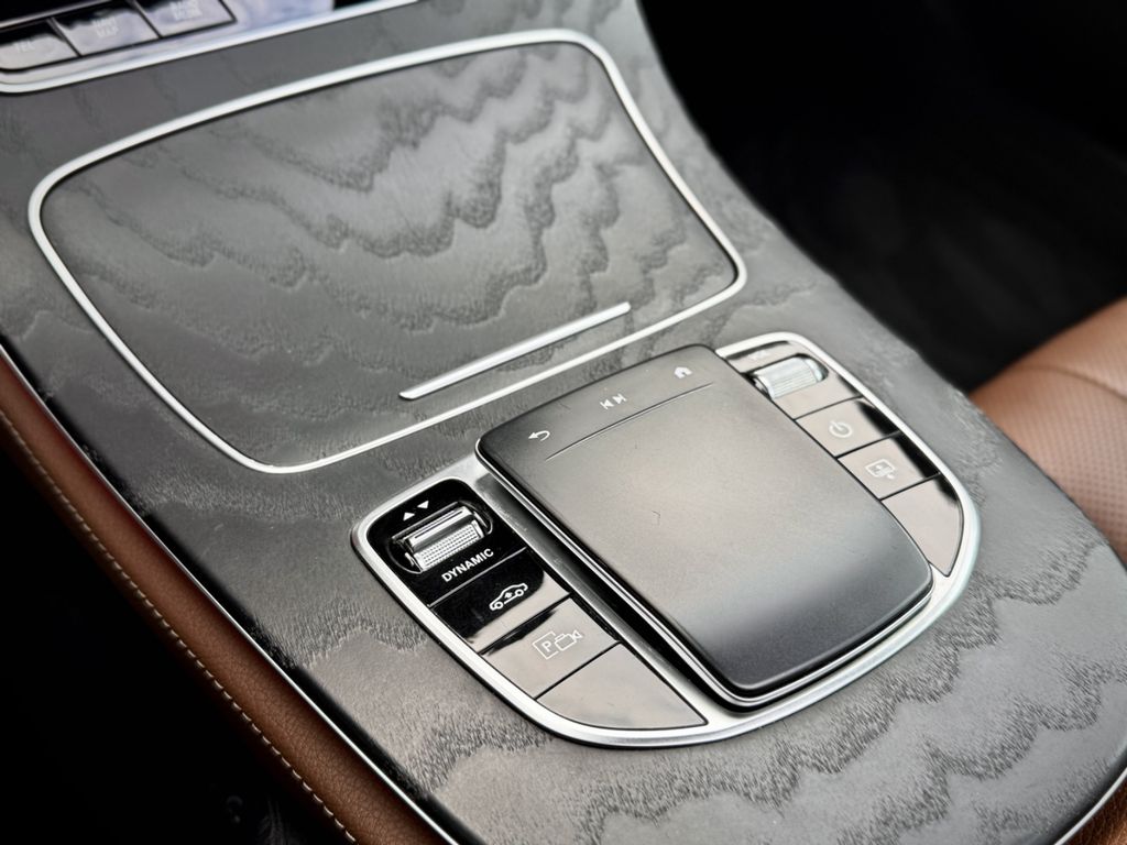 Mercedes-Benz E 300 2020