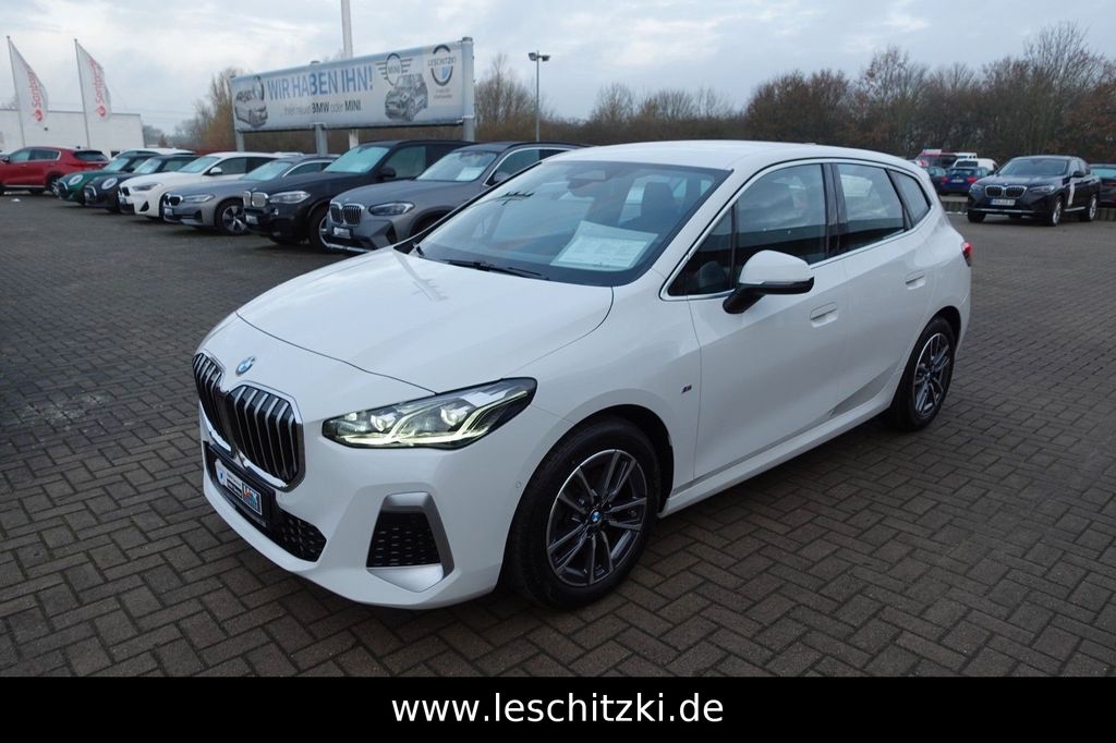 BMW 218 2022